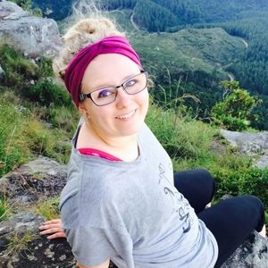 Meet your Posher, Bobbie